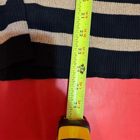 Lauren Ralph Lauren Women's‎ M Black Gold Striped Turtleneck Sweater - Picture 5 of 8